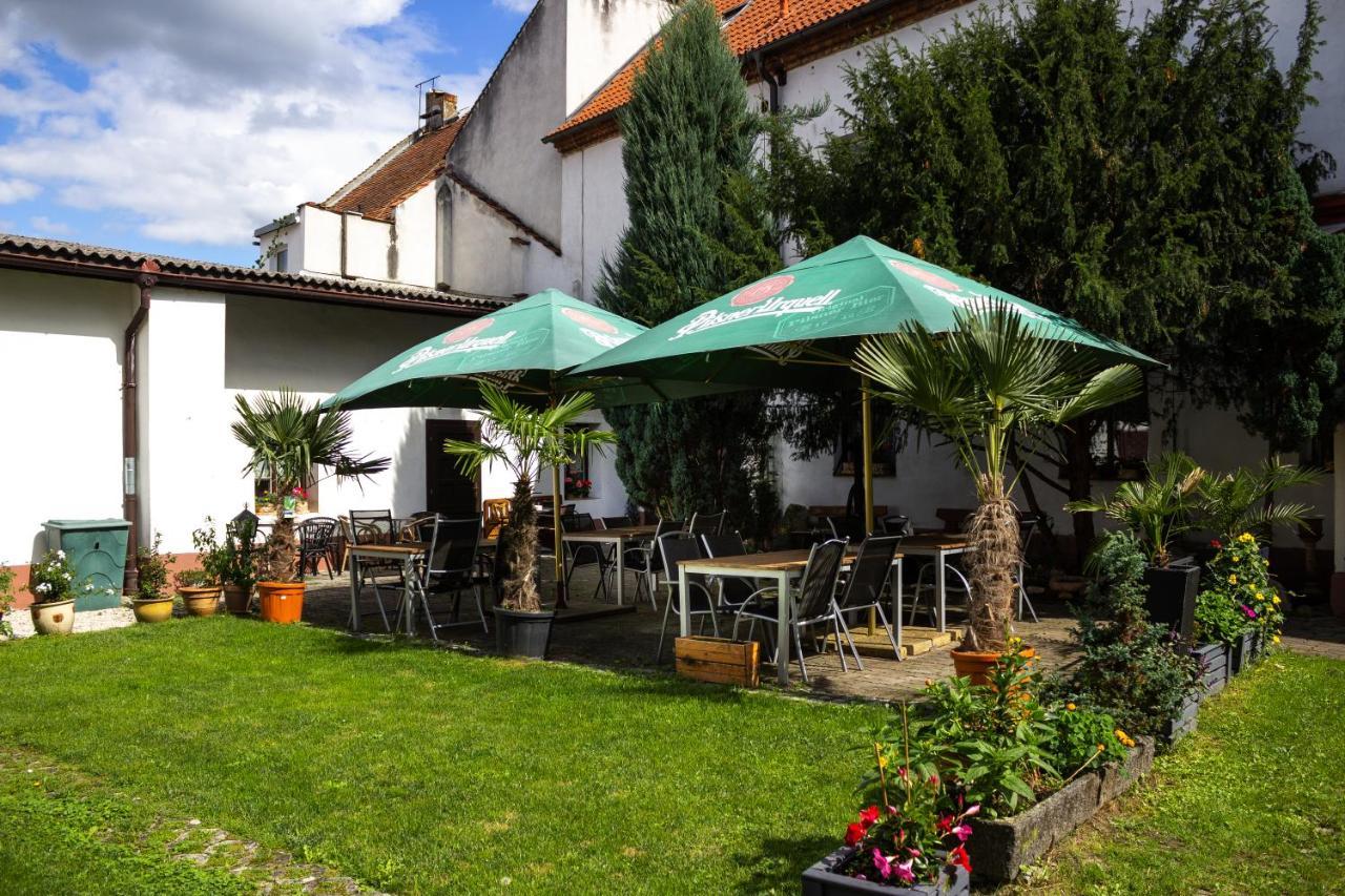 Hotel Rychta Netolice Exterior photo
